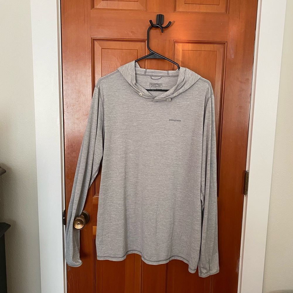 Patagonia tropic comfort natural sun hoodie Light Gray Pullover size L